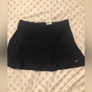 NIKE Black Tennis/Golf  Skirt w/ Spandex Shorts  M Pleated